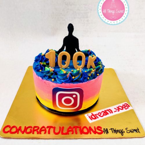 Insta Blogger Cake